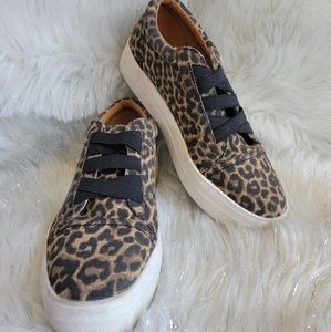 Report Leopard Sneakers